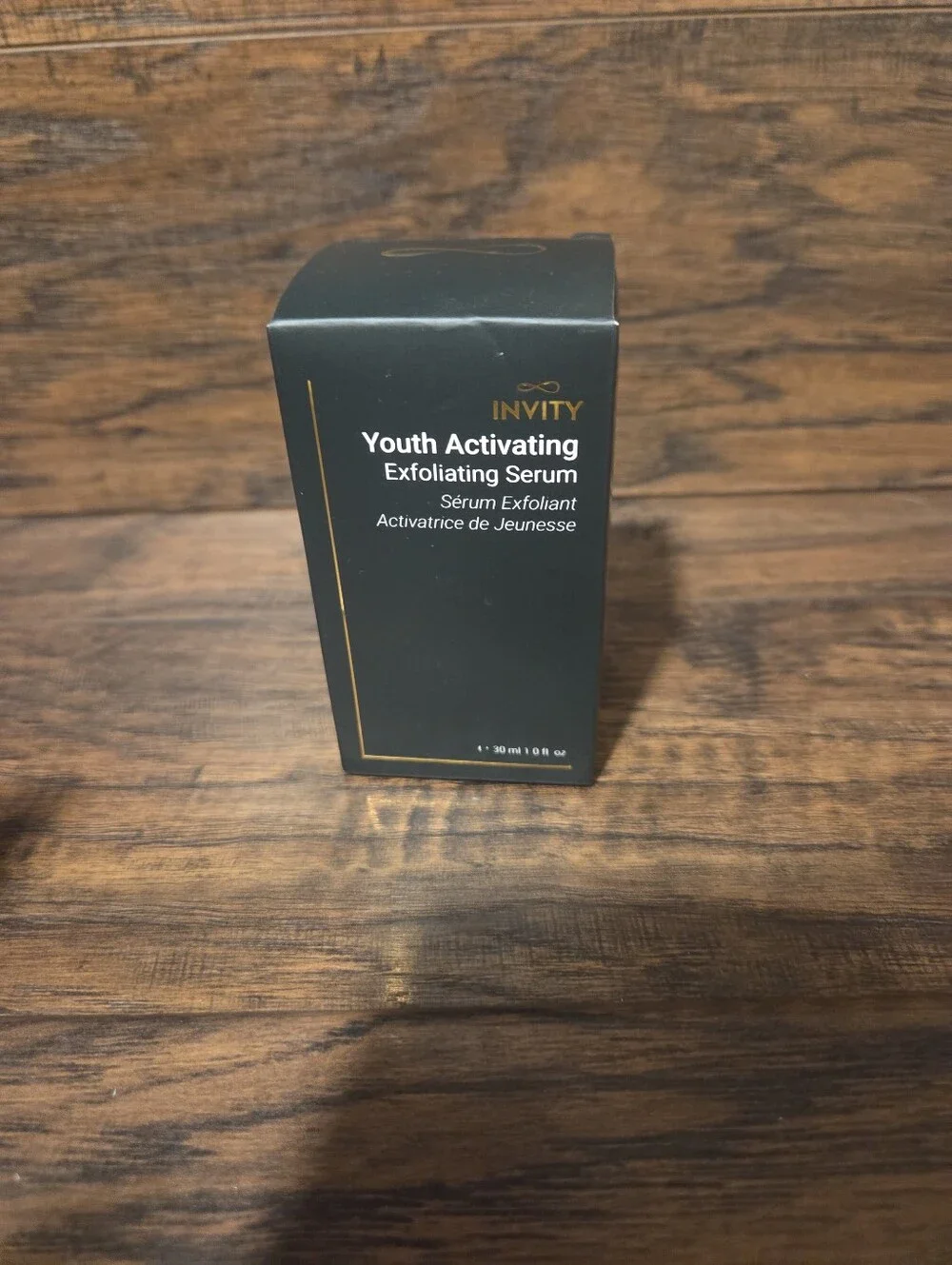 Invity Youth Activating Exfoliating Serum, a 30ml skin renewing and brightening